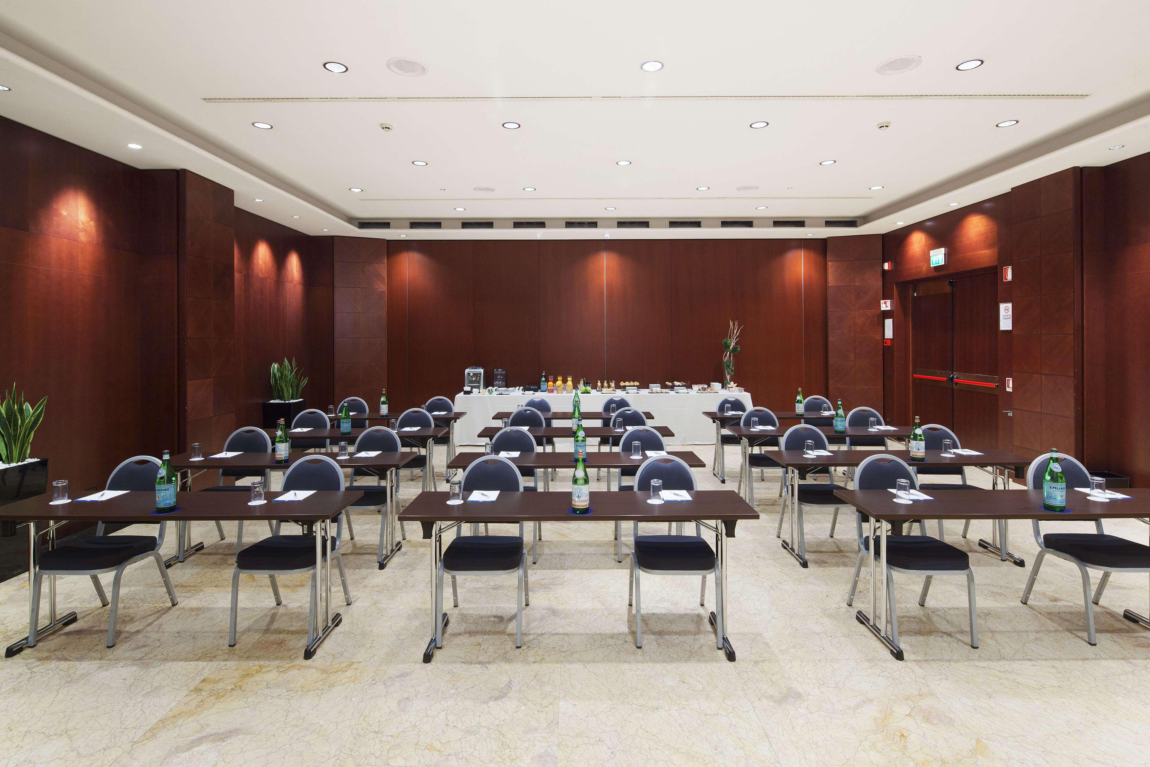 Nh Collection Roma Centro Hotell Exteriör bild