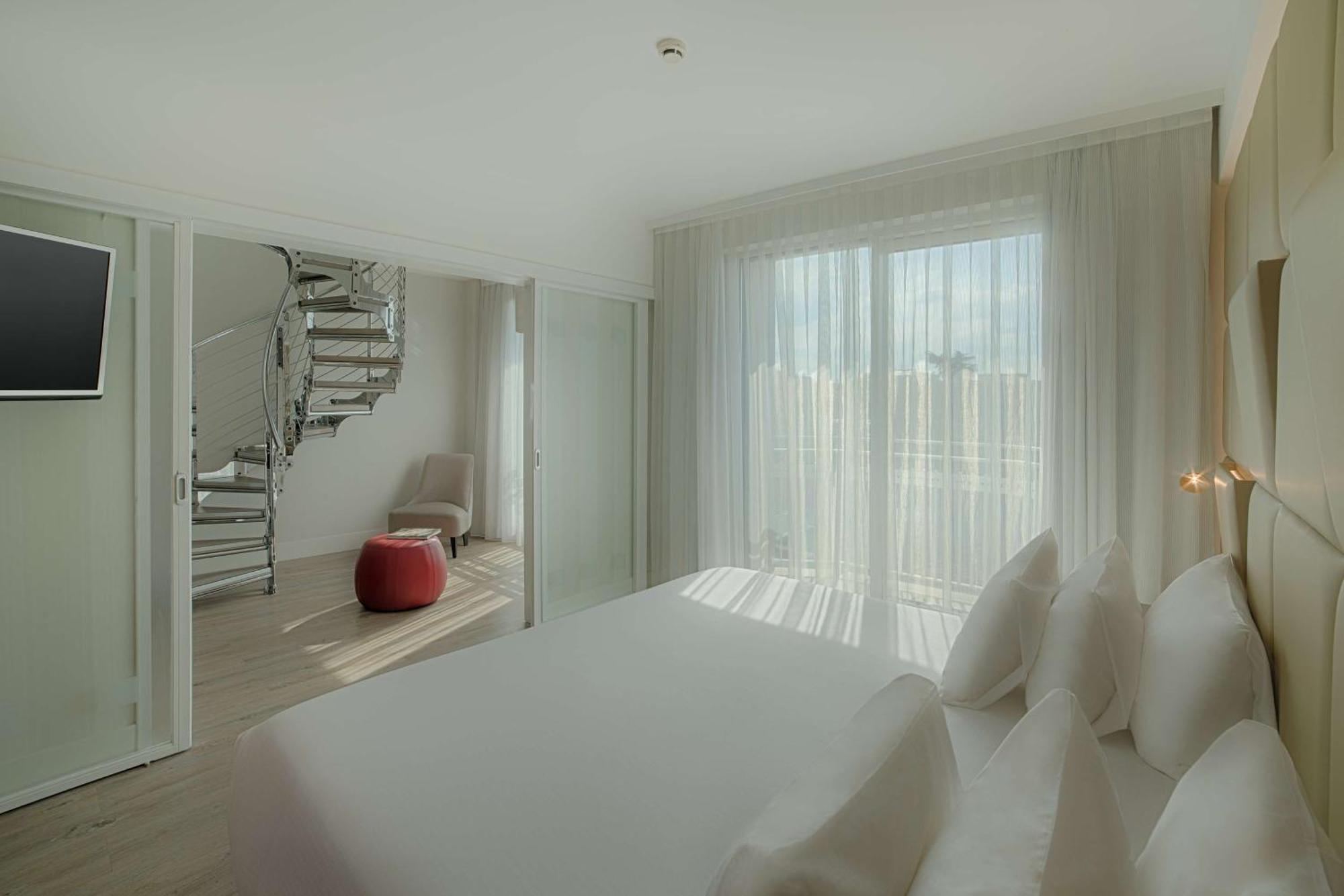 Nh Collection Roma Centro Hotell Exteriör bild