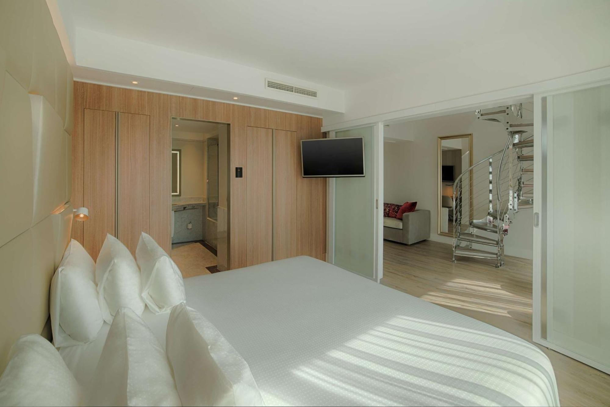 Nh Collection Roma Centro Hotell Exteriör bild