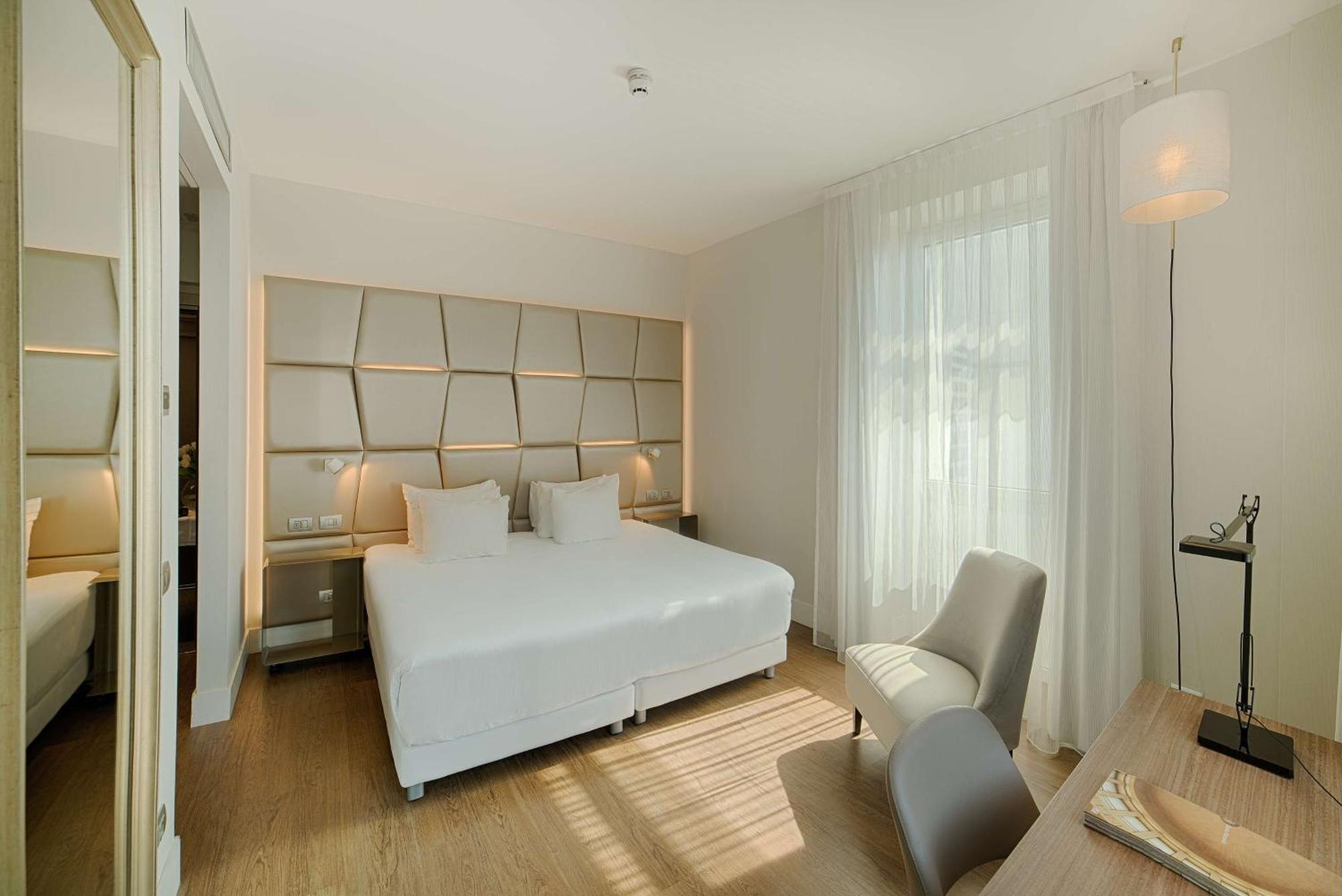 Nh Collection Roma Centro Hotell Exteriör bild